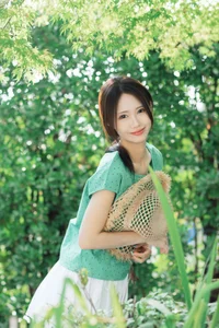 Summer Vintage Aesthetic: Ka Bi in YiTuYu Art Language Vol.9337 – Mint Green Fashion and Nostalgic Portrait Photography-5
