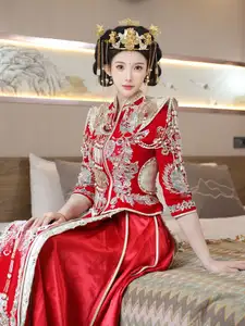 Li Shuang Er: Traditional Beauty in Vibrant Xiùhéfú from XiuRen model Part01-54