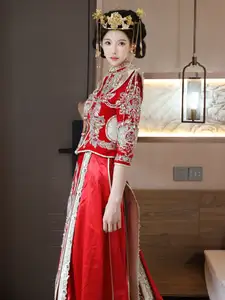 Li Shuang Er: Traditional Beauty in Vibrant Xiùhéfú from XiuRen model Part01-55