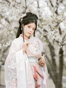 Eternal Spring Elegance - YiTuYu Art Language Vol.8886 Gu Yan Yi-5