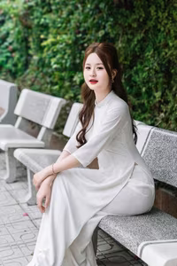 VGU No.105: Serene Beauty A Vietnamese Girl in Elegant White Áo Dài-7