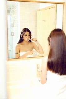 IMiss Vol.009 Le Le Mango: Elegant Chinese Model Photo, Sensual in a Towel Wrap-16