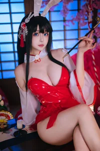Elegant Chikuma Bunny Girl Cosplay: A Masterpiece by Ri Nai Jiao from Azur Lane-23