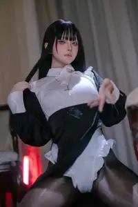 Coser Yu Yu: Alluring Black Stocking Nun – Exclusive Photo Set (41P)-10