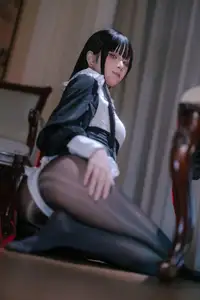 Coser Yu Yu: Alluring Black Stocking Nun – Exclusive Photo Set (41P)-28
