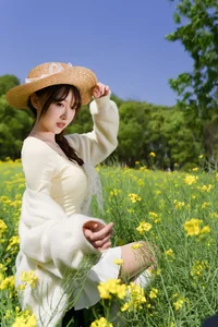 Dreamy Spring in Rapeseed Field YiTuYu Vol.8968 Bing Leng Qi E-16