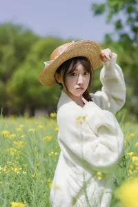 Dreamy Spring in Rapeseed Field YiTuYu Vol.8968 Bing Leng Qi E-7