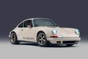 Porsche 911 Restomod: The Perfect Rebirth of a Timeless Classic Icon-2