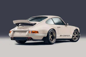 Porsche 911 Restomod: The Perfect Rebirth of a Timeless Classic Icon-3