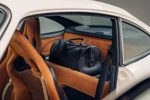 Porsche 911 Restomod: The Perfect Rebirth of a Timeless Classic Icon-6