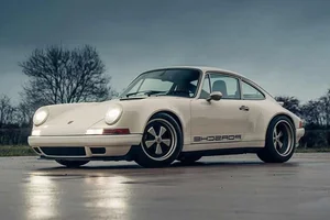 Porsche 911 Restomod: The Perfect Rebirth of a Timeless Classic Icon-0