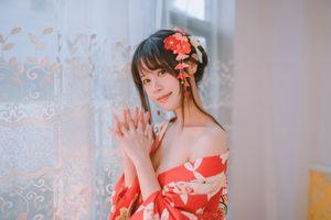 Coser Kanoko Chitanda Elegant Yukata Charm in a Cozy Indoor Setting 0003-9106387162-9