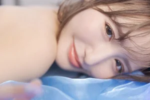 Stunning Portrait Collection of Sarina Momonaga: Aesthetic Date Day Fashion and Urban Lifestyle Inspiration from the Perfect Day For A Date Series-8