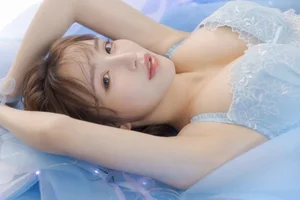 Stunning Portrait Collection of Sarina Momonaga: Aesthetic Date Day Fashion and Urban Lifestyle Inspiration from the Perfect Day For A Date Series-7