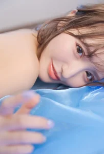 Stunning Portrait Collection of Sarina Momonaga: Aesthetic Date Day Fashion and Urban Lifestyle Inspiration from the Perfect Day For A Date Series-26