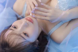 Stunning Portrait Collection of Sarina Momonaga: Aesthetic Date Day Fashion and Urban Lifestyle Inspiration from the Perfect Day For A Date Series-9