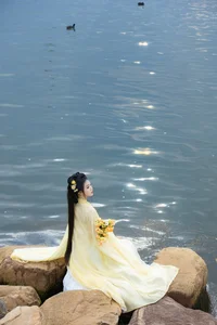 Ethereal Grace of Wan Jiang Ting in YiTuYu Art Language Vol.8851 by the Lake-30