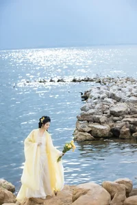 Ethereal Grace of Wan Jiang Ting in YiTuYu Art Language Vol.8851 by the Lake-29