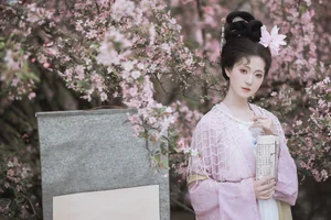 Elegant Portrait Photography: YiTuYu Art Language Vol.9174 featuring Model Fei Fei Xiang Bao Fu - Stunning 36P Visual Collection-11