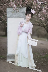 Elegant Portrait Photography: YiTuYu Art Language Vol.9174 featuring Model Fei Fei Xiang Bao Fu - Stunning 36P Visual Collection-4