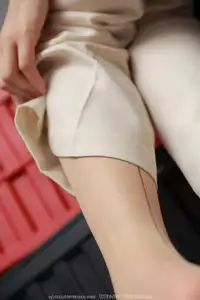 Elegant Allure: IESS Chinese Model Xiao Jie's Captivating Legs & Heels, SXJ No.2098 Collection-38