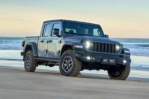 Jeep Unveils 2026 Wrangler and Gladiator 85th Anniversary Editions: The Ultimate Off-Road Adventure Vehicles for 4x4 Enthusiasts and Collectors-10