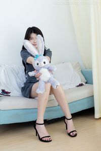 Chinese Model No.2336 Cherry: Elegant in Sheer Hosiery and High Heels-40