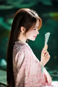 Vietnamese Charm: Elegant Beauty in Pink Traditional Attire-17