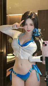 Captivating Elegance: Coser miko Shines in the Collection-10