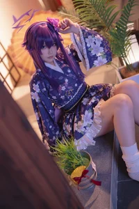 Stunning Blue Archive Igusa Haruka New Year Cosplay by Lunananya | 35P Exclusive High-Quality Photo Collection-6