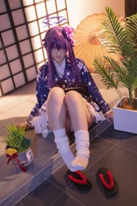 Stunning Blue Archive Igusa Haruka New Year Cosplay by Lunananya | 35P Exclusive High-Quality Photo Collection-5