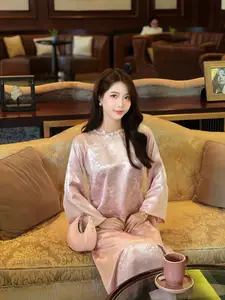 Graceful Pink Ao Dai: Elegant Beauty of Vietnamese Women-4