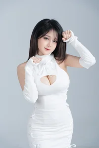 Coser Trang Bit Tet shines with radiant beauty and natural charisma in her latest photoshoot-12