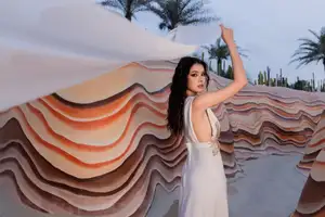 Supermodel Ky Han: Stunning Beauty & Slim Figure After Two Kids, Radiating Confident Allure-9