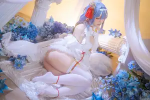 Coser Hoshilily's Azur Lane Janus Cosplay: Ethereal Beauty in a Dream-19