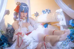 Coser Hoshilily's Azur Lane Janus Cosplay: Ethereal Beauty in a Dream-5