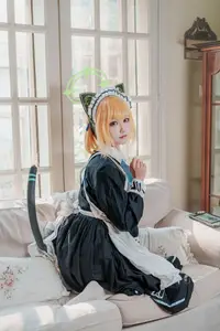 Coser Lunananya as Saiha Midori (Blue Archive): Adorable & Alluring Cosplay-18