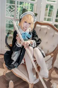 Coser Lunananya as Saiha Midori (Blue Archive): Adorable & Alluring Cosplay-13