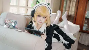 Coser Lunananya as Saiha Midori (Blue Archive): Adorable & Alluring Cosplay-10