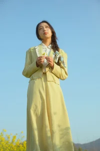 Spring Muse in Rapeseed Fields Nana Kobaya-33