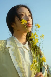 Spring Muse in Rapeseed Fields Nana Kobaya-16