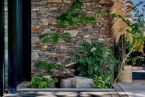 Maison SE: Stunning 2-Story Modern Home Design Integrated into the Natural Slope of Aix-en-Provence-23