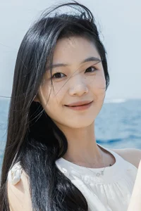 Elegant Red Aesthetic Portrait Series by Art Language Vol.9312 Featuring Model Pu Tao: A Visual Study of Color, Goldfish, and Artistic Expression-8