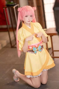 Stunning Kurama Koharu Cosplay by Lunananya from Senren Banka: A Visual Journey into Traditional Japanese Aesthetics and Elegant Miko Style-2