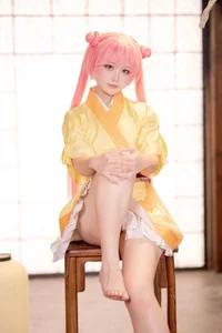 Stunning Kurama Koharu Cosplay by Lunananya from Senren Banka: A Visual Journey into Traditional Japanese Aesthetics and Elegant Miko Style-11