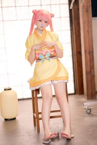 Stunning Kurama Koharu Cosplay by Lunananya from Senren Banka: A Visual Journey into Traditional Japanese Aesthetics and Elegant Miko Style-0